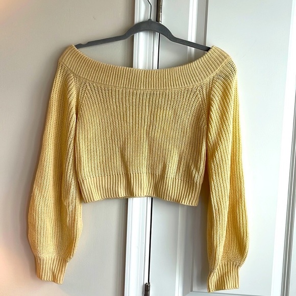 Windsor Ivory off the shoulder cropped cotton sweater size small NWT - Picture 2 of 8